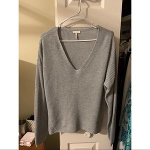 V-neck Sweater